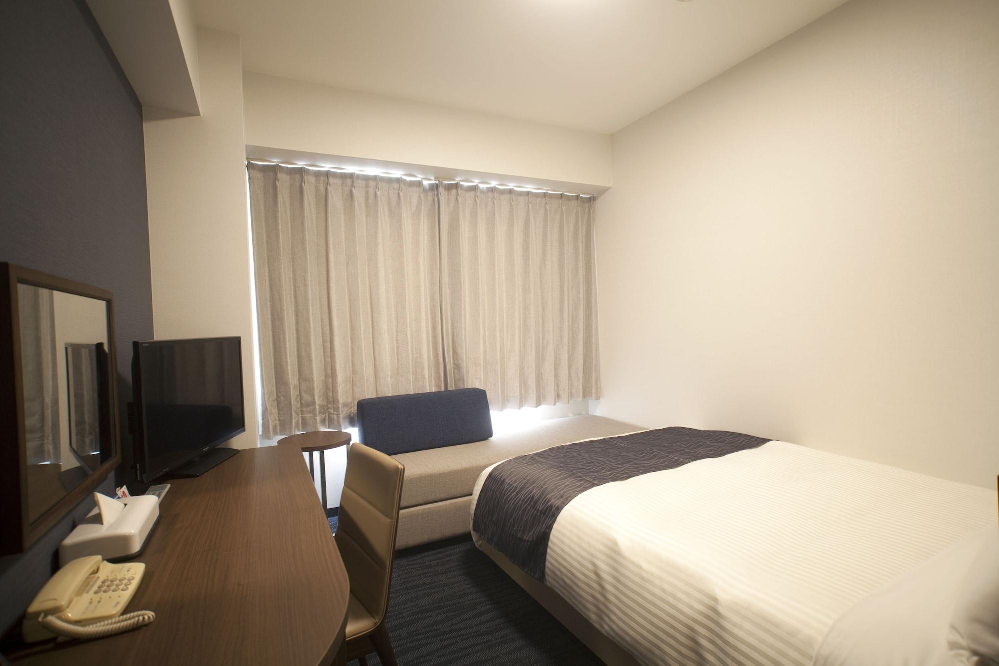 Hotel Port Plaza Chiba Exterior photo A single room at a hotel in Japan