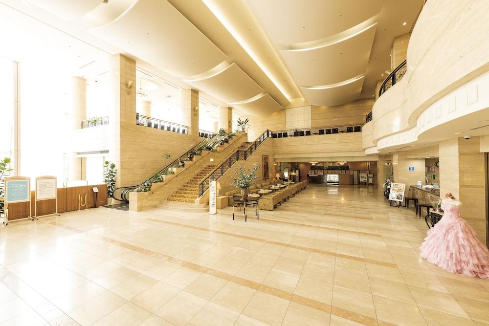 Hotel Port Plaza Chiba Exterior photo The lobby of the hotel