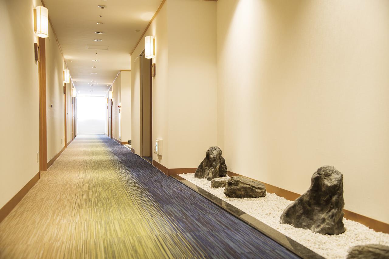 Hotel Port Plaza Chiba Exterior photo A corridor in a hotel